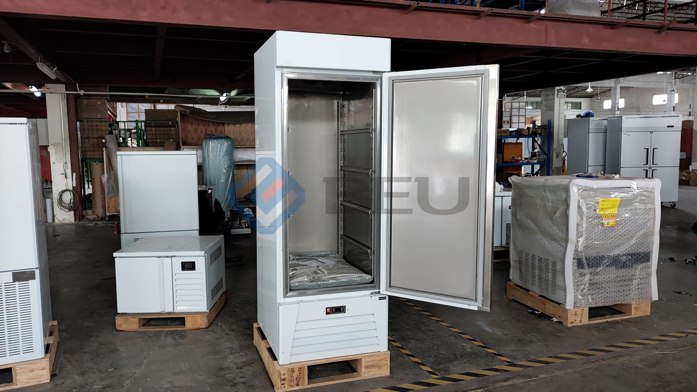 27" Single Door Bottom Mount  Reach‑In Freezer