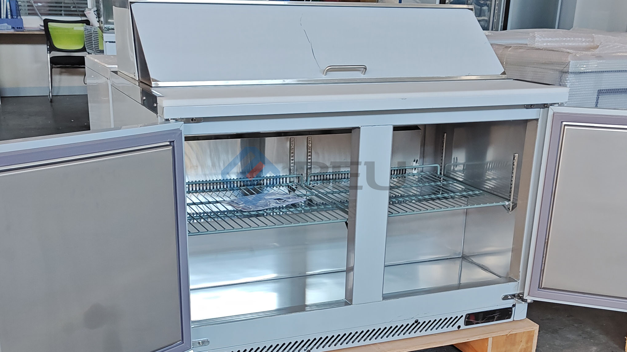 Mega Top 48 inches Solid Door Sandwich/Salad Food Prep Table/Counter