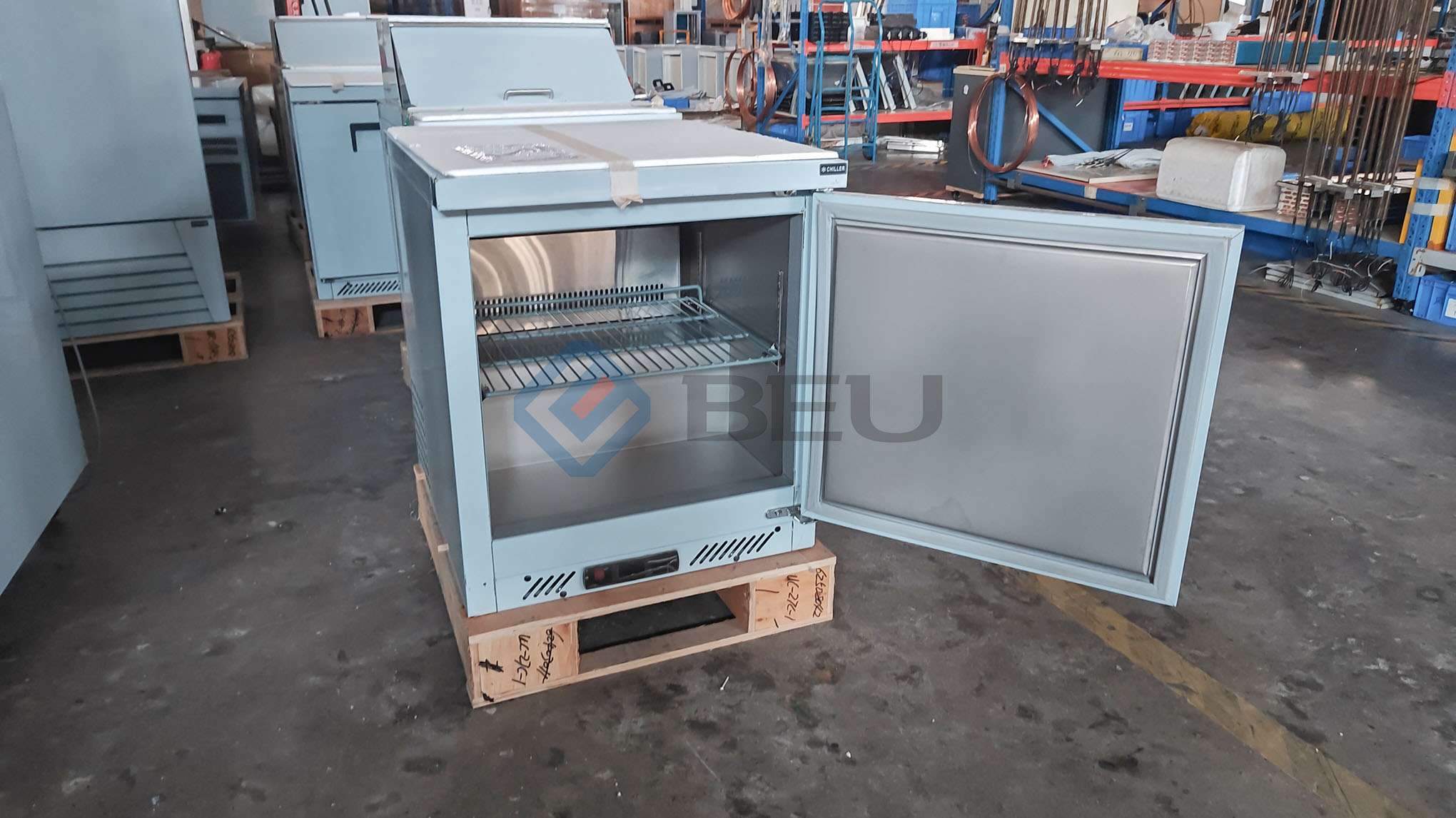 27" Single Door Under Counter Freezer