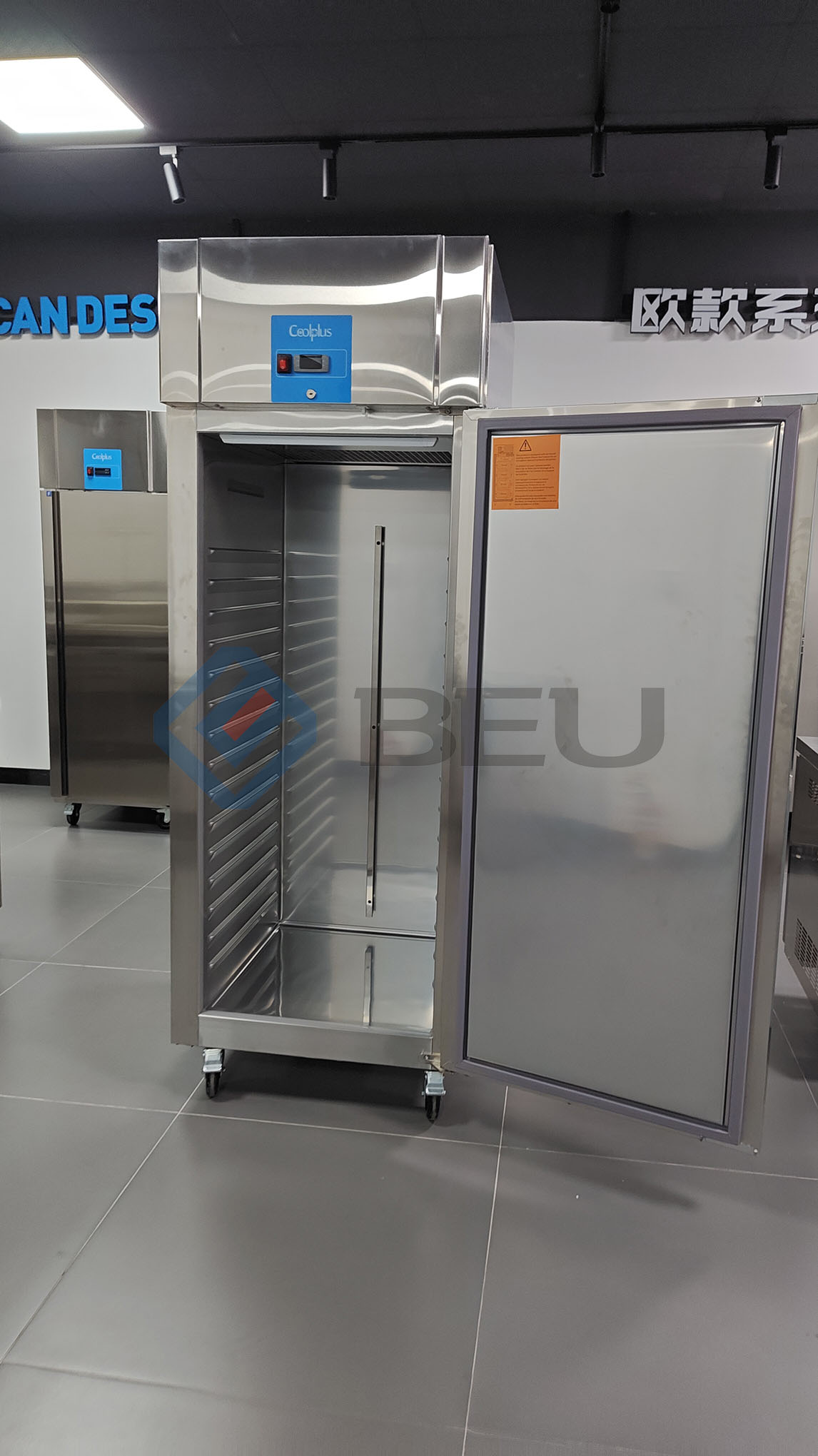 1 Door Commercial Reach-In Freezer