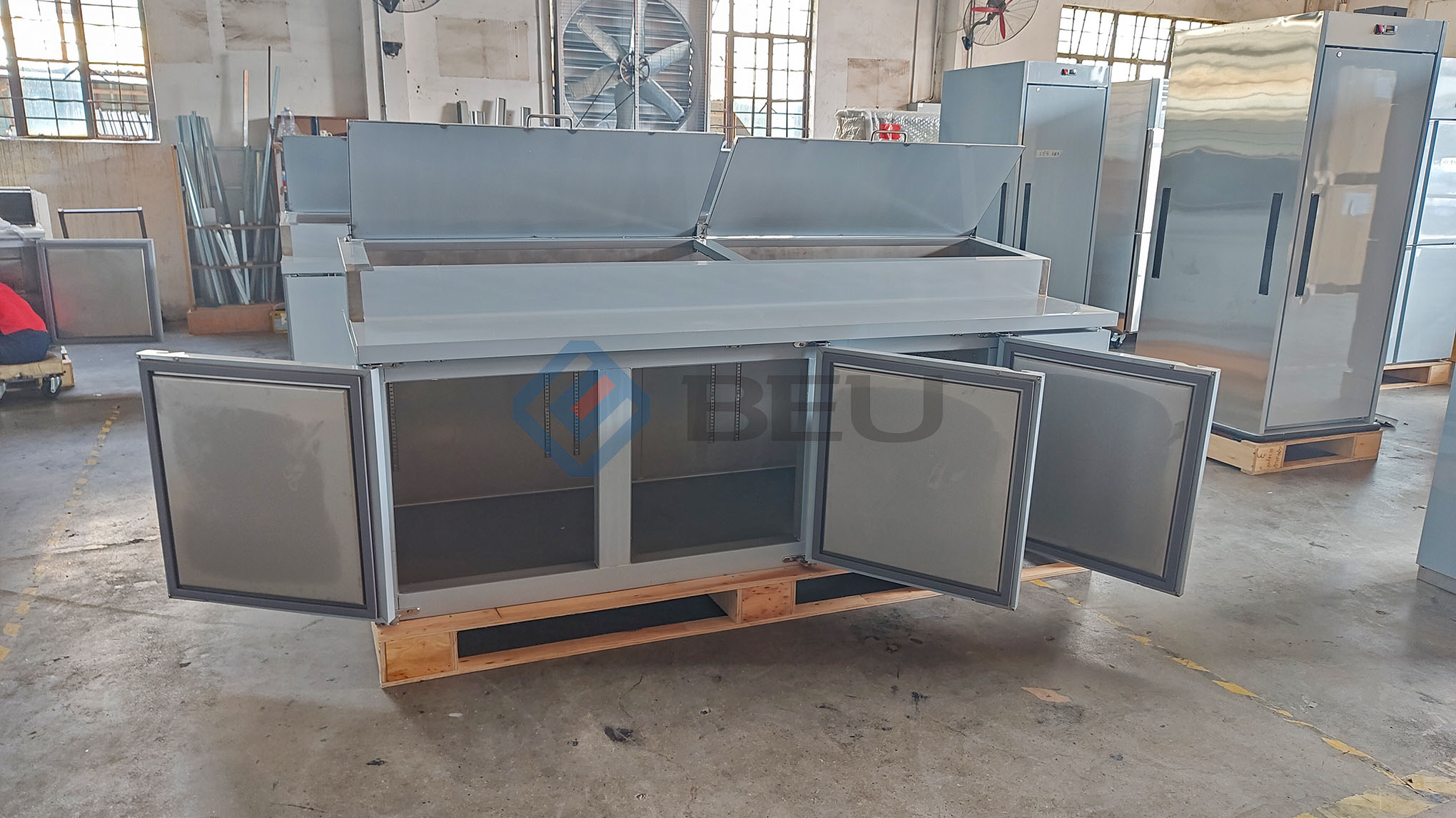 91" 3 Door Pizza Counter