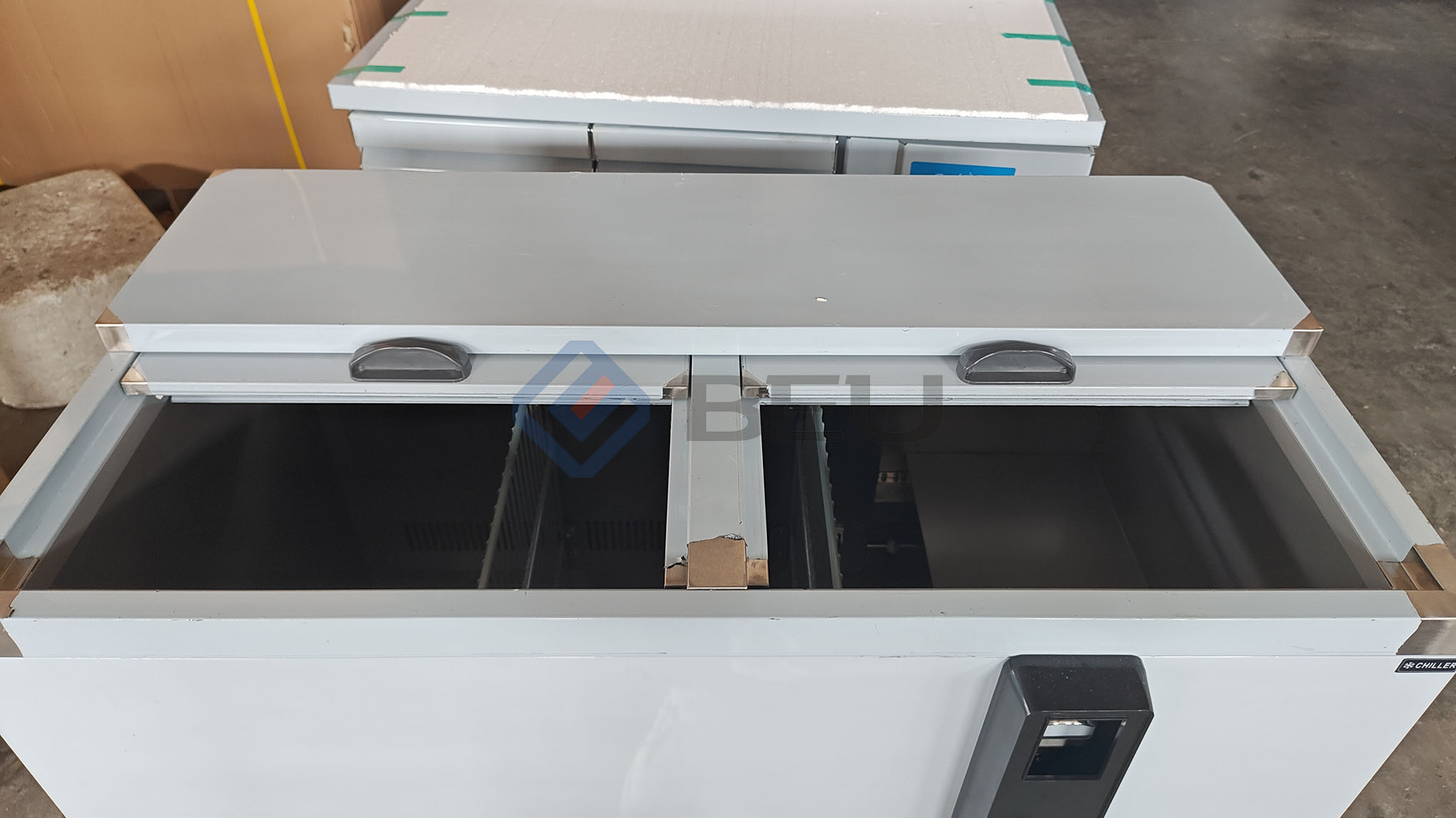 2 Sliding Door Beer Bottle Cooler