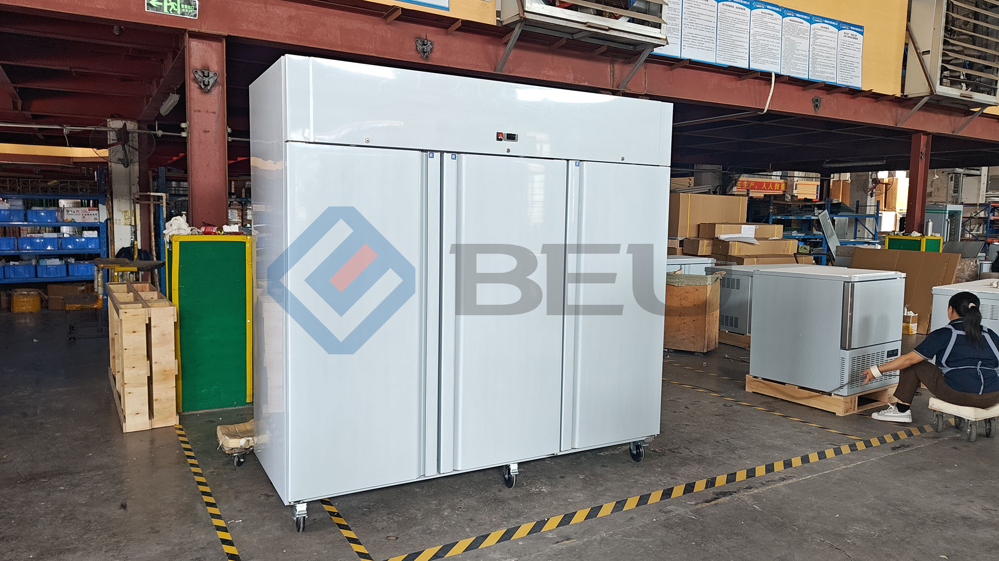 3 Door Commercial Reach-In Refrigerator